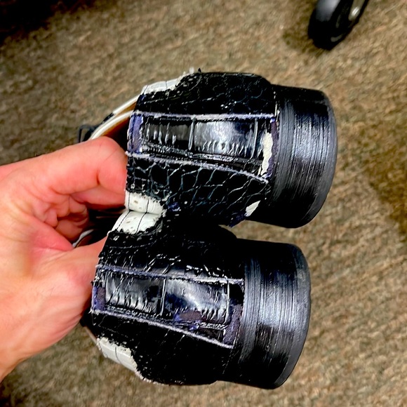 Ferro Aldo lace up oxfords - Picture 3 of 4